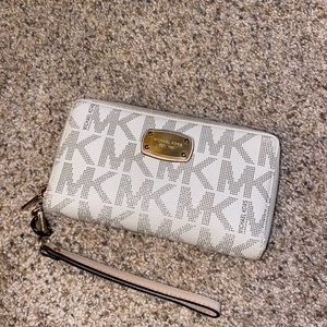 Michael Kors wallet